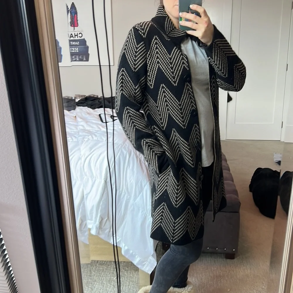 Gio&Gio sweater jacket | black and Tan | size: Small | collar and buttons up - Picture 9 of 9